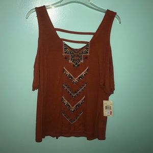 NEW WITH TAGS Eyeshadow Cold Shoulder Top